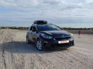 2018 Kia Ceed III, чёрный, 1500000 рублей, вид 4