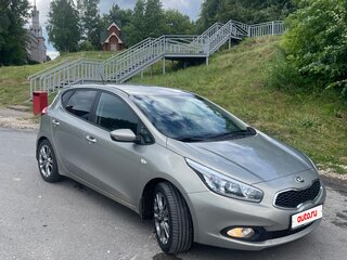 2012 Kia Ceed II, серебристый, 930000 рублей, вид 4