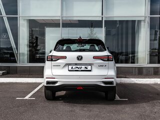 2025 Changan UNI-S I, белый, 3148101 рублей, вид 4