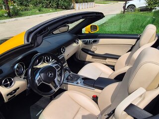 2012 Mercedes-Benz SLK-Класс 200 III (R172), жёлтый, 2450000 рублей, вид 3