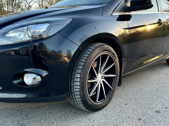 2011 Ford Focus III, чёрный, 900000 рублей - вид 11