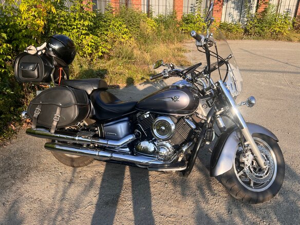 2005 Yamaha XVS1100, серый - вид 1