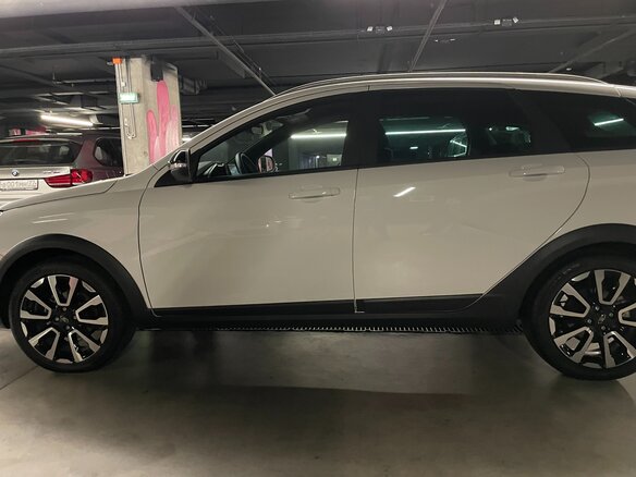 2024 Lada (ВАЗ) Vesta SW Cross I Рестайлинг (NG), белый - вид 7