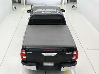 2024 Toyota Hilux VIII Рестайлинг 2, чёрный, 4400000 рублей, вид 3