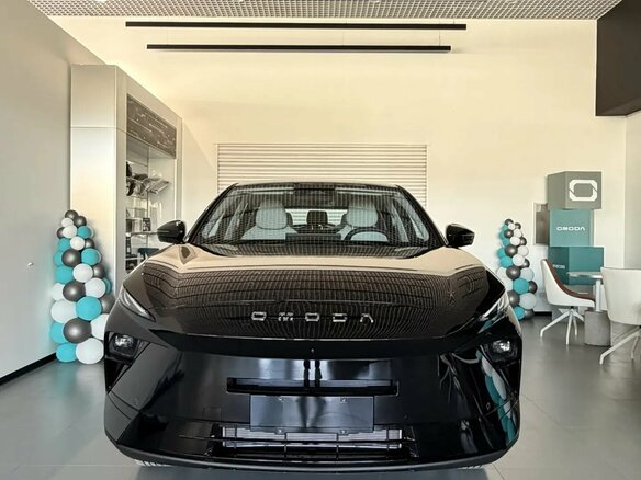 2026 Omoda C5 I Рестайлинг, чёрный - вид 1