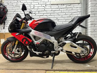 2019 Aprilia Tuono V4, красный, 1100000 рублей, вид 5