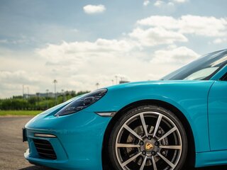 2016 Porsche Cayman III 718 (982), голубой, 6990000 рублей, вид 2