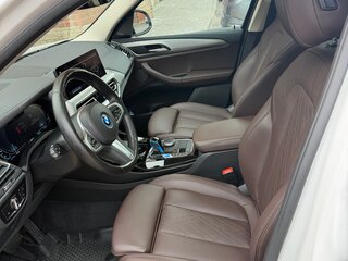 2022 BMW iX3 I (G08) Рестайлинг, белый, 5000000 рублей, вид 5