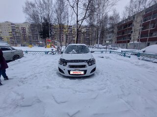 2012 Chevrolet Aveo II, белый, 750000 рублей, вид 1