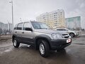 2017 Chevrolet Niva I Рестайлинг, серый, 650000 рублей - вид 2