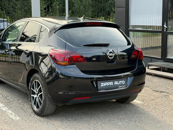 2010 Opel Astra J, чёрный, 649000 рублей - вид 6