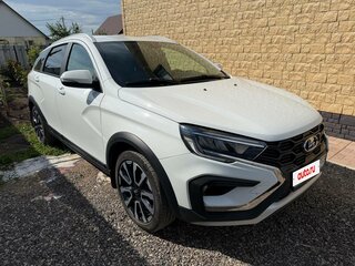 2024 Lada (ВАЗ) Vesta SW Cross I Рестайлинг (NG), белый, 1530000 рублей, вид 2