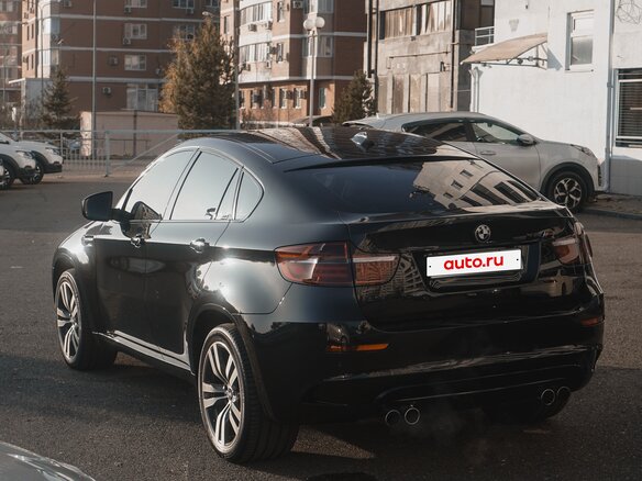 2013 BMW X6 M I (E71) Рестайлинг, чёрный, 2700000 рублей - вид 5