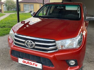 2017 Toyota Hilux VIII, оранжевый, 3500000 рублей, вид 2