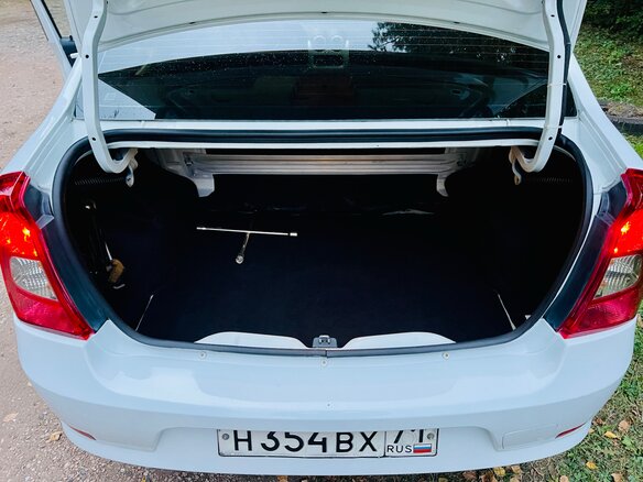 2013 Renault Logan I Рестайлинг, белый, 515000 рублей - вид 13