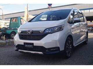 2023 Honda Freed II Рестайлинг, белый, 1469700 рублей, вид 3