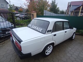 2010 Lada (ВАЗ) 2105, белый, 250000 рублей, вид 2
