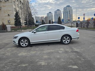 2020 Volkswagen Passat B8 Рестайлинг, белый, 3550000 рублей, вид 5