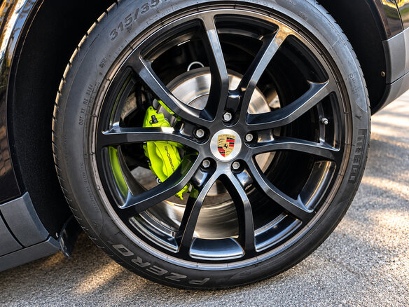 2019 Porsche Cayenne S III, чёрный, 7800000 рублей - вид 11