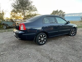 2004 Kia Shuma II, синий, 235000 рублей, вид 4