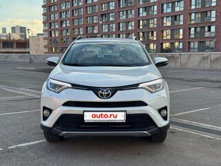 2018 Toyota RAV4 IV (XA40) Рестайлинг, белый, 2500000 рублей, вид 3