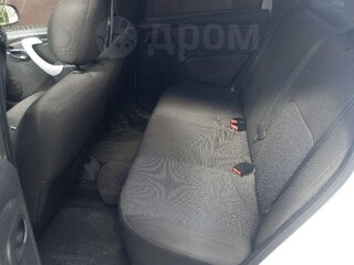 2013 Renault Logan I Рестайлинг, белый, 300000 рублей, вид 5