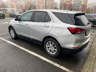 2022 Chevrolet Equinox III Рестайлинг, серебристый, 1560000 рублей, вид 4
