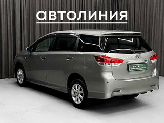 2010 Toyota Wish II, серый, 1160000 рублей, вид 5