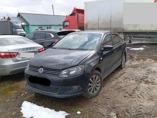 2013 Volkswagen Polo V, чёрный, 452000 рублей, вид 1