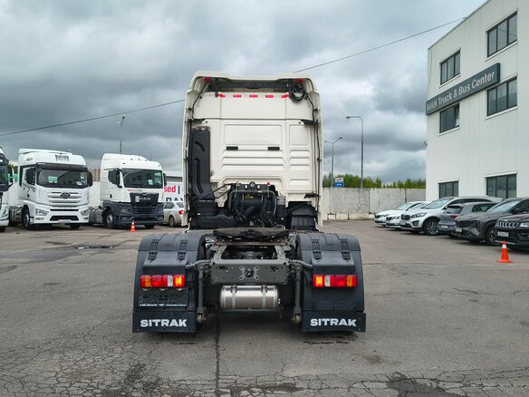 2023 Sinotruk Sitrak C7H MAX, белый - вид 3