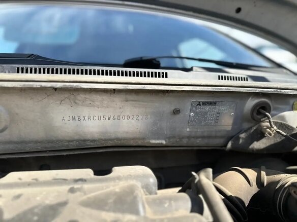 2005 Mitsubishi Outlander I, серый, 650000 рублей - вид 15