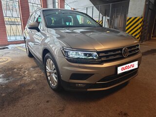 2017 Volkswagen Tiguan II, серый, 1950000 рублей, вид 4