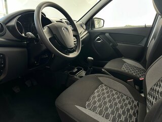 2026 Lada (ВАЗ) Granta Cross I Рестайлинг, белый, 1205000 рублей, вид 4