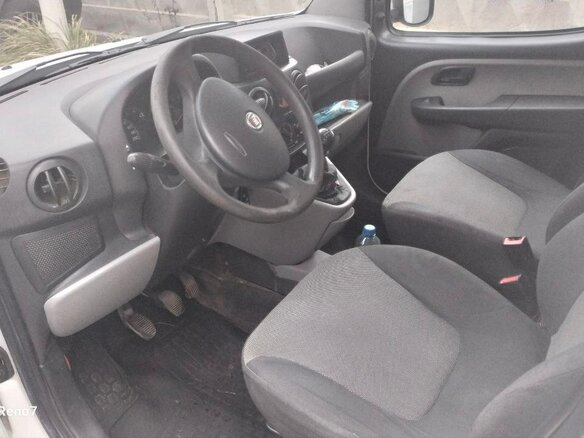 2011 Fiat Doblo I Рестайлинг, белый, 450000 рублей - вид 3