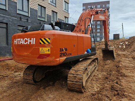 2021 Hitachi ZX210, оранжевый, 8500000 рублей, вид 2