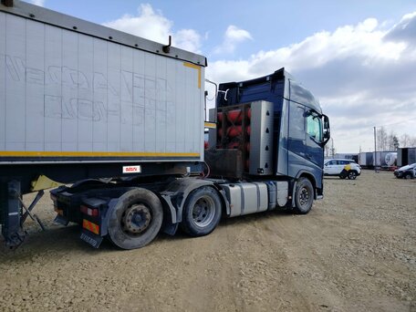 2019 Volvo FH, синий, 6828000 рублей, вид 3