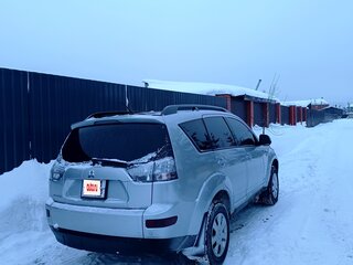 2007 Mitsubishi Outlander II, серебристый, 1045000 рублей, вид 4