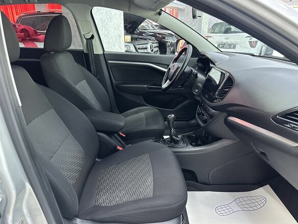 2021 Lada (ВАЗ) Vesta SW I, серебристый - вид 16