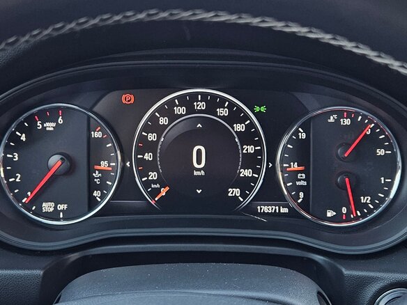 2017 Opel Insignia II, синий, 1300000 рублей - вид 9
