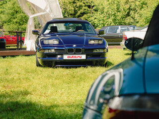 1991 BMW 8 серии 850i I (E31), синий, 7000000 рублей, вид 2