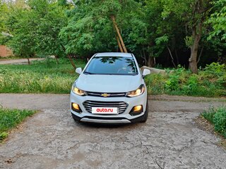 2020 Chevrolet Trax I Рестайлинг, белый, 1420000 рублей, вид 2