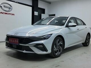2025 Hyundai Elantra VII (CN7) Рестайлинг, серебристый, 2000000 рублей, вид 1
