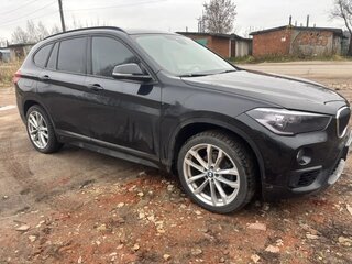 2018 BMW X1 16d sDrive II (F48), чёрный, 2000000 рублей, вид 4