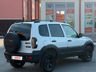 2016 Chevrolet Niva I Рестайлинг, белый, 750000 рублей, вид 4
