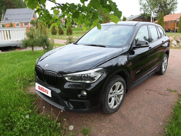2015 BMW X1 20i xDrive II (F48), чёрный, 1900000 рублей