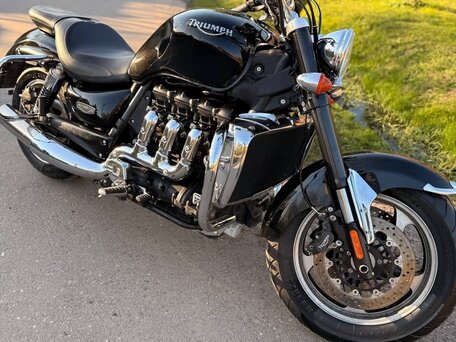 2011 Triumph Rocket 3, чёрный, 1100000 рублей, вид 4