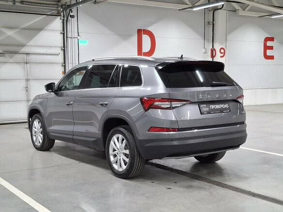 2024 Skoda Kodiaq I Рестайлинг, серый, 4065000 рублей - вид 6
