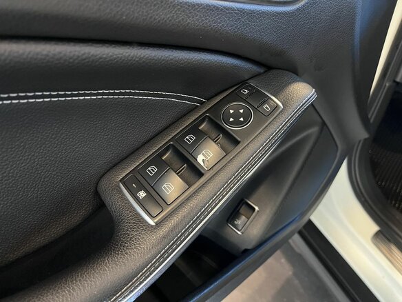 2014 Mercedes-Benz GLA 250 I (X156), белый, 1798000 рублей - вид 21