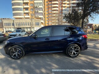 2019 BMW X5 40i IV (G05/G18), синий, 6100000 рублей, вид 4
