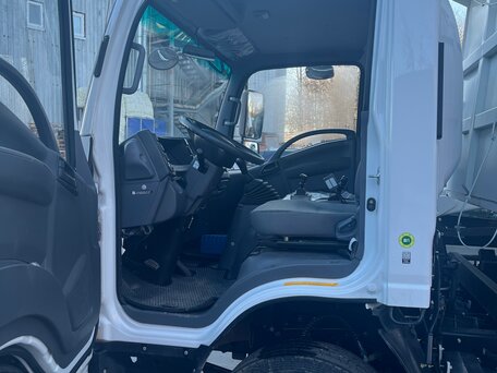 2024 Isuzu Elf (N-series), белый, 5149000 рублей, вид 5